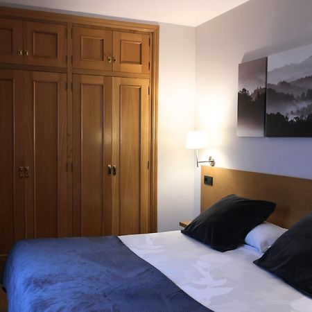 Aparthotel El Serch Andorra la Vella Ngoại thất bức ảnh